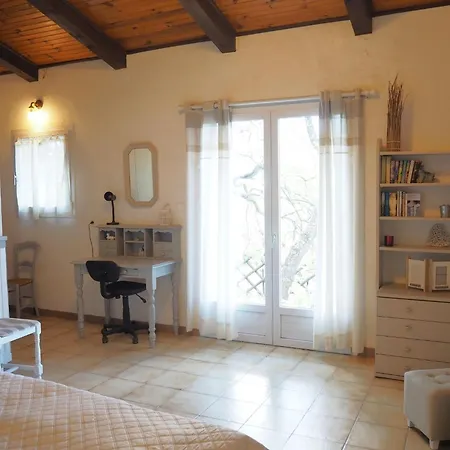 Provencal With Private Terrace And Panoramic View, Holiday home Bedoin